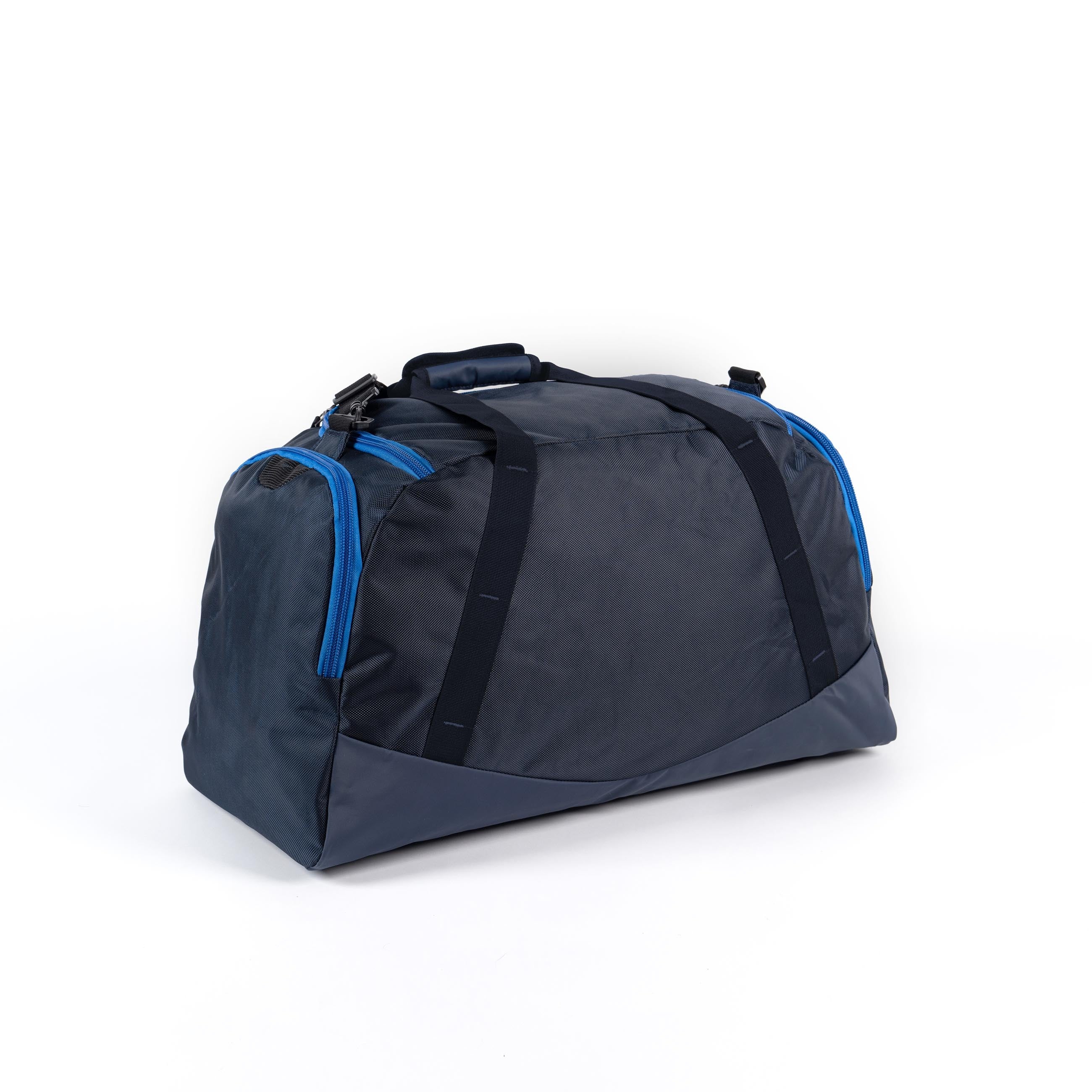 Club V4 Holdall - Image 7